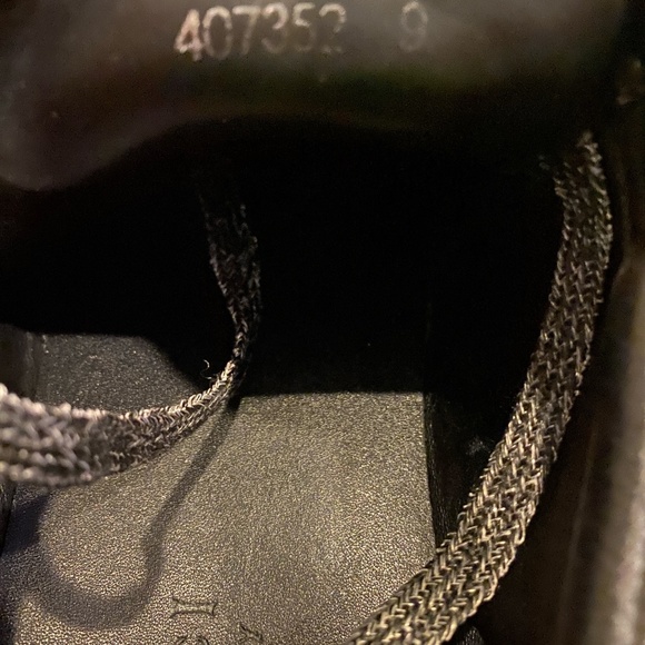 Authentic Gucci Bee Glitter Shoes main image 6